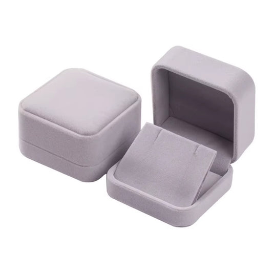 Boite à collier en velours