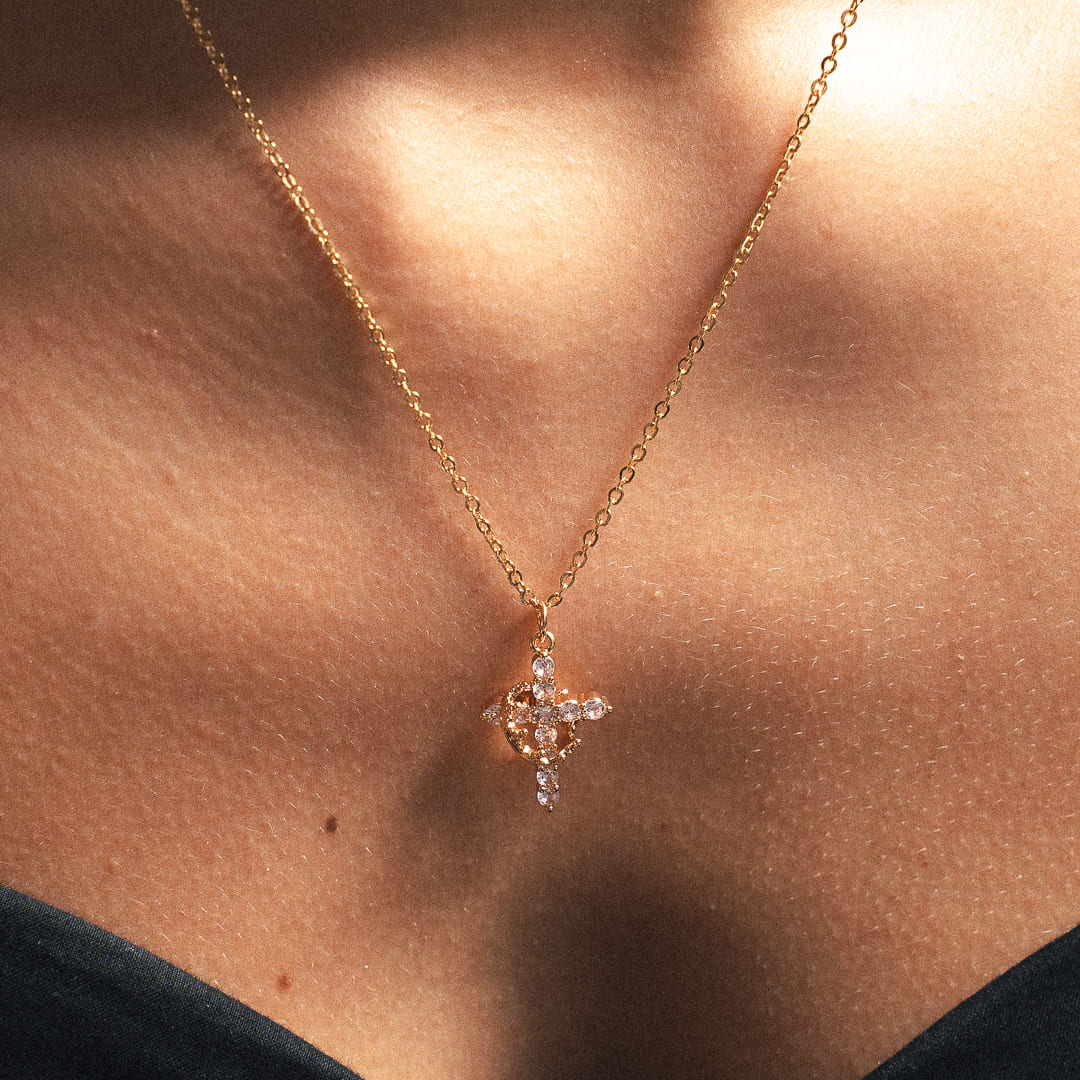 Collier Croix & Couronne Anti-Stress