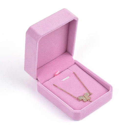 Boîte à collier en velours